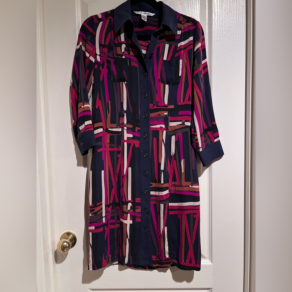 Diane von Furstenberg "Calzare" Geometric Print Shirt Dress Size 8 No Belt